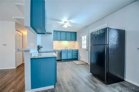 Kitchen - 2417 Sheelah Ct, Dayton, OH 45420 photo 1 of 5