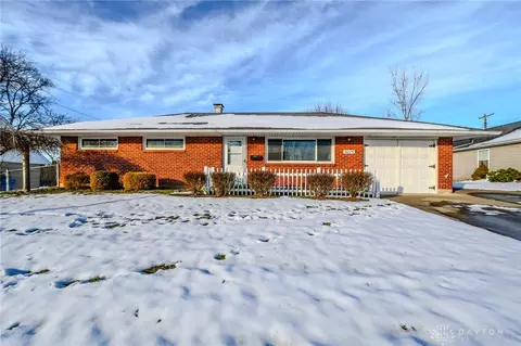 5225 Buckner Dr, Dayton, OH 45424