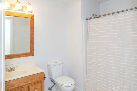 Bath - 80 Glencoe Ct, Springboro, OH 45066 photo 5 of 6
