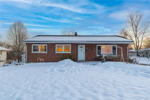 4516 Creekview Dr, Middletown, OH 45044