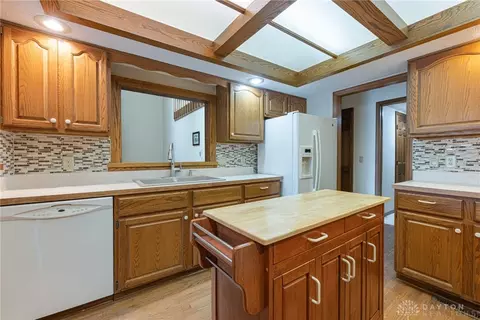 Kitchen - 7179 Fallen Oak Trce, Centerville, OH 45459 photo 4 of 4