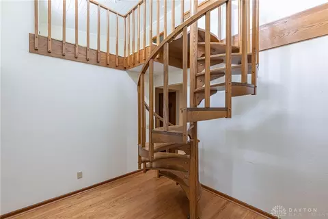 Entry Way - 7179 Fallen Oak Trce, Centerville, OH 45459 photo 2 of 2