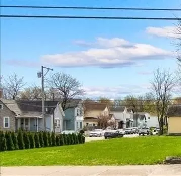 736 Xenia Ave, Dayton, OH 45410
