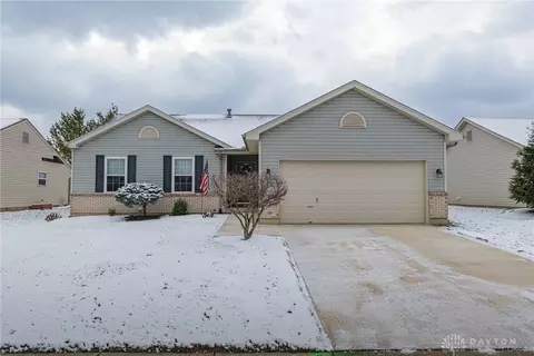 1550 Farrington Dr, Kettering, OH 45420