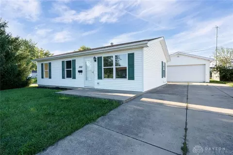 1902 June Dr, Xenia, OH 45385