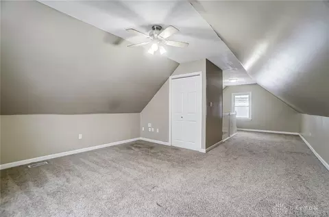 2007 E Bataan Dr, Dayton, OH 45420 photo 20