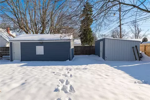 Exterior - 2025 Gay Dr, Kettering, OH 45420 photo 7 of 8