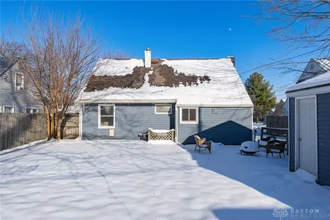Exterior - 2025 Gay Dr, Kettering, OH 45420 photo 5 of 8