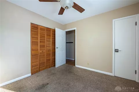 Bedroom - 2025 Gay Dr, Kettering, OH 45420 photo 2 of 6