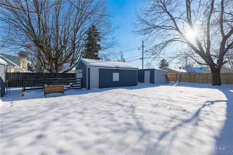 Exterior - 2025 Gay Dr, Kettering, OH 45420 photo 6 of 8