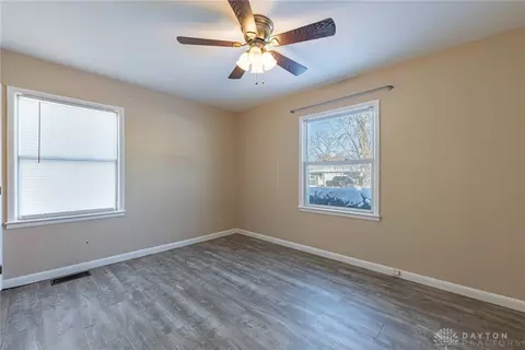 Bedroom - 2025 Gay Dr, Kettering, OH 45420 photo 3 of 6