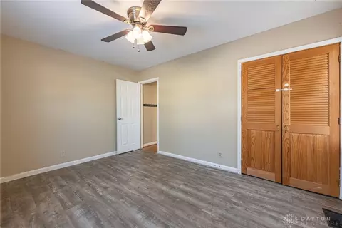 Bedroom - 2025 Gay Dr, Kettering, OH 45420 photo 4 of 6