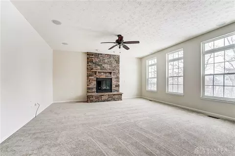 400 Beck Dr, Dayton, OH 45458 photo 3