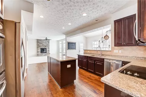 400 Beck Dr, Dayton, OH 45458 photo 10
