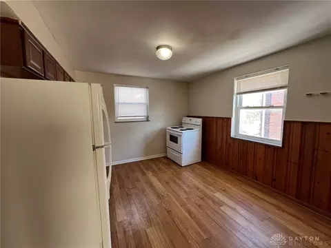 Kitchen - 2532 Rack Ct, Cincinnati, OH 45239 photo 2 of 3