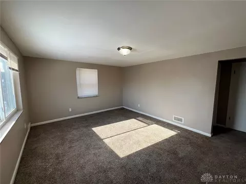 Living - 2532 Rack Ct, Cincinnati, OH 45239 photo 1 of 1