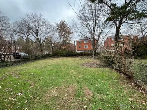 Exterior - 2532 Rack Ct, Cincinnati, OH 45239 photo 4 of 4