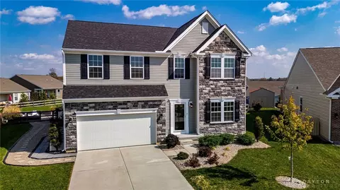 1255 Sinclair Dr, Maineville, OH 45039