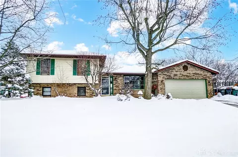 5920 Heritage Knoll Ter, Fairfield, OH 45014