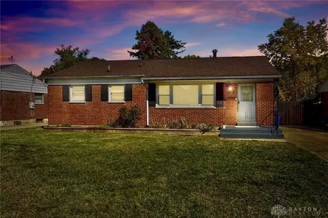 4554 Amesborough Rd, Dayton, OH 45420