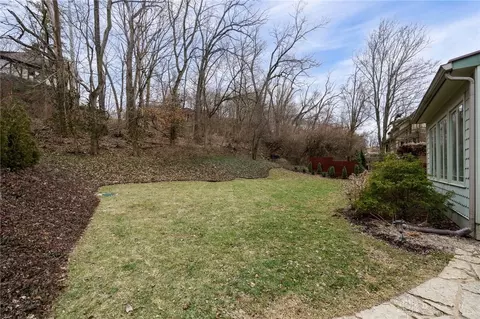 Exterior - 4388 Stonehenge Ln, Kettering, OH 45429 photo 16 of 20