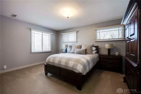 Bedroom - 4388 Stonehenge Ln, Kettering, OH 45429 photo 1 of 10