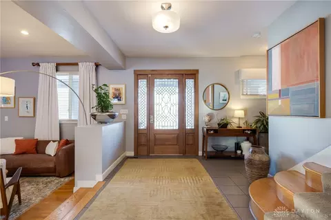 Entry Way - 4388 Stonehenge Ln, Kettering, OH 45429 photo 3 of 5