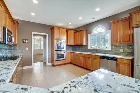 550 Thomas Dr, Springboro, OH 45066 photo 9
