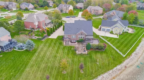 550 Thomas Dr, Springboro, OH 45066 photo 2