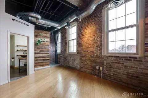 Living - 434 E 1st St #332, Dayton, OH 45402 photo 5 of 6