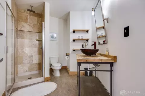 Bath - 434 E 1st St #332, Dayton, OH 45402 photo 2 of 3