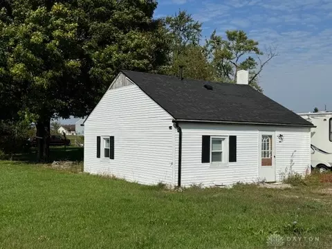 2467 Railroad St, Greenville, OH 45331