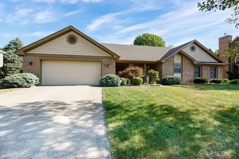 3008 Patsie Dr, Dayton, OH 45434