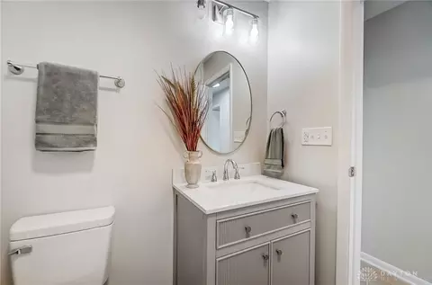 Bath - 1510 Ambridge Rd, Centerville, OH 45459 photo 5 of 6