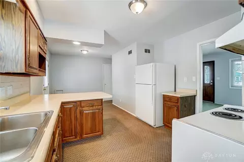 2574 Dunhill Pl, Kettering, OH 45420 photo 15