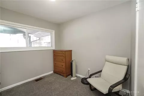 Bedroom - 9916 Winton Rd, Springfield, OH 45231 photo 3 of 4