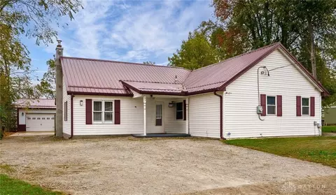 37 Nelson St, Jamestown, OH 45335