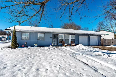 5201 Osceola Dr, Dayton, OH 45417