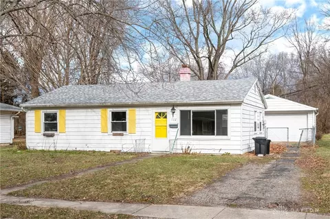 106 Leatherman Pl, Eaton, OH 45320