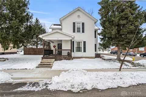 9 Walnut St, Pleasant Hill, OH 45359
