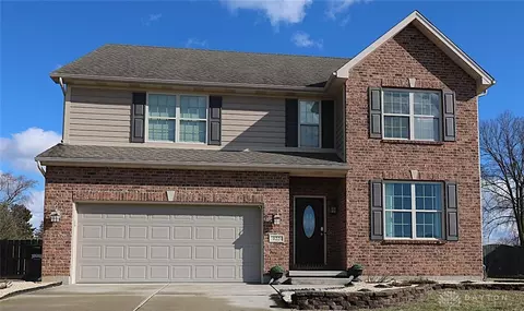 122 Eagle Ridge Dr, Franklin, OH 45005