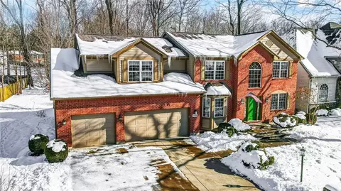 1494 Bull Skin Run Ct, Dayton, OH 45434