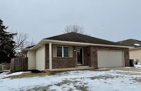 445 Grove St, Wilmington, OH 45177