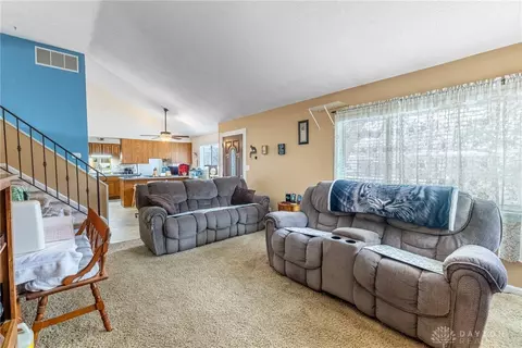 1528 Forrer Blvd, Kettering, OH 45420 photo 8