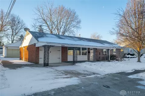 2804 Whitehorse Ave, Kettering, OH 45420