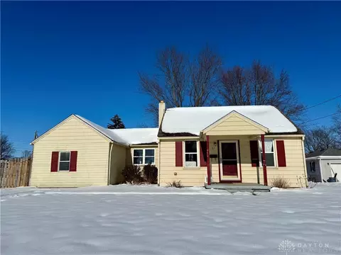 61 Comer Ct, New Lebanon, OH 45345