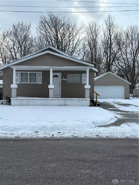 3604 Beechgrove Rd, Moraine, OH 45439