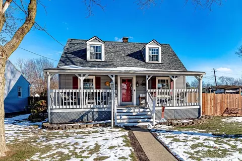 1611 Park Dr, Middletown, OH 45044