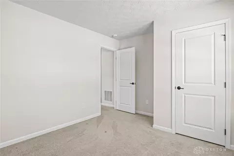 7285 Timber Wolf Dr, Franklin, OH 45005 photo 16
