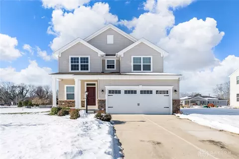 7285 Timber Wolf Dr, Franklin, OH 45005